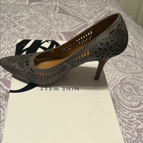Nine West Gray Perforated Heels - Picture 4 of 11